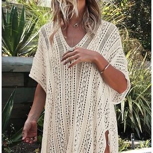 WOMANS BEACH COVER UP